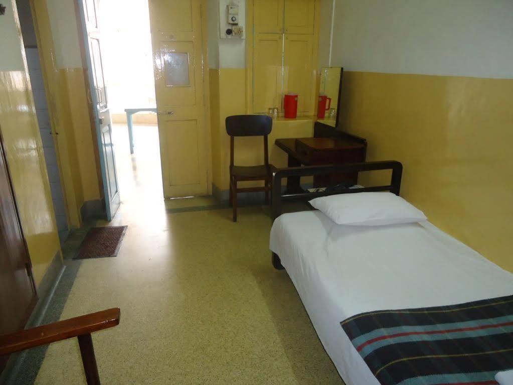 Hotel Mysore Dasaprakash Екстериор снимка