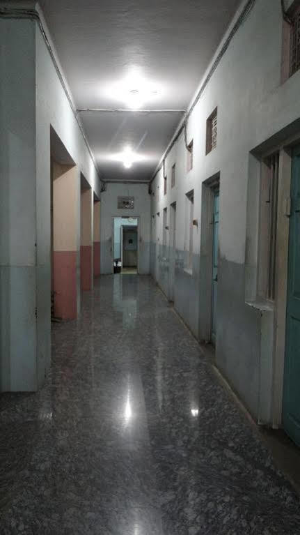 Hotel Mysore Dasaprakash Екстериор снимка